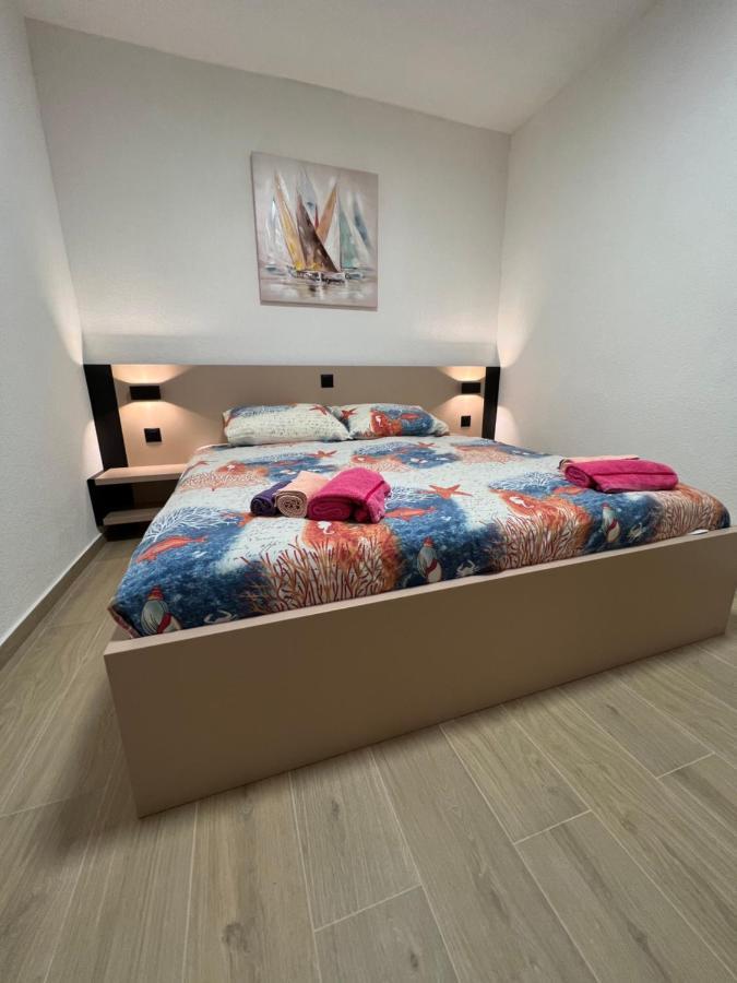 Villa Viktorija Galovac  Extérieur photo